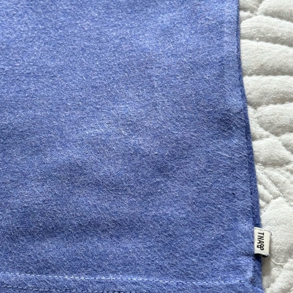 Aritzia | TNA Over-sized V-Neck TShirt- Size Small - Picture 7 of 10